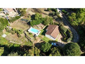 Vente maison 4 pièces  90.00m²  Tavera