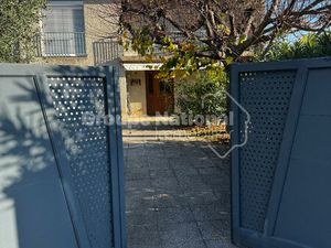 VENTE d'une maison T6 (140 m²) à CHARMES SUR RHONE