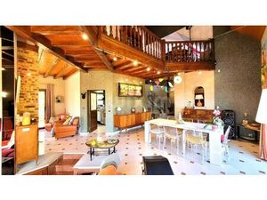 Vente maison 9 pièces