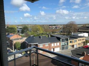 Appartement lumineux entièrement rénové au 5eme étage