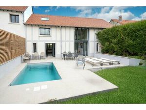 Villa haut de gamme à louer à Magny le Hongre