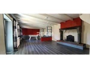 Vente maison 7 pièces 157.5 m² à Chanonat (63450)  249 000 €