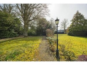 Ruime bouwgrond van ca. 1407 m² te Kapellen – rustig gelegen en omgeven door groen !