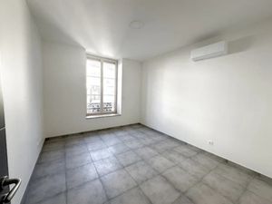 Location appartement 2 pièces 60 m² à Marcigny (71110)  500 €