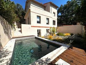 Maison de prestige de 186 m2 en location Marseille  Provence-Alpes-Côte d'Azur