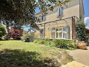 Vente maison 5 pièces 103 m² à Chateaurenard (13160)  441 000 €