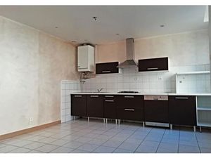 Location appartement 3 pièces 55 m² à Balbigny (42510)  540 €