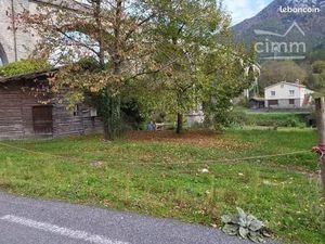 Terrain 805 m² Axat