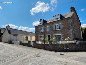 Maison 8 pièces 228 m²