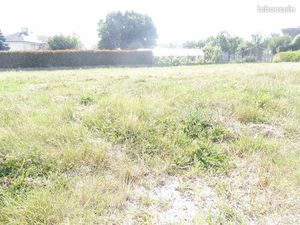 Terrain 430 m² Denée