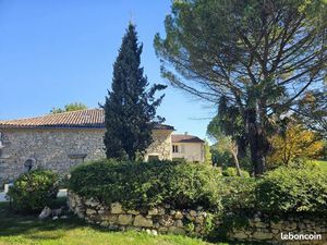 Propriété 11 pièces 390 m²