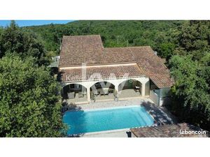 Maison 6 pièces 182 m²