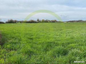 Terrain 1378 m² VELLEMINFROY