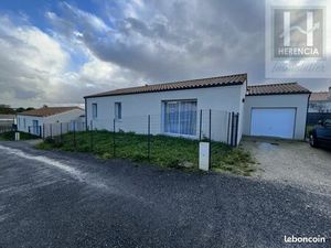 Immeuble 160 m² Ruelle-sur-Touvre