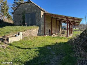 Grange 350 m² Latronquiere