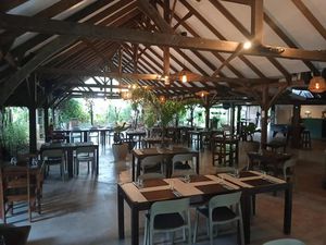 Vente locaux professionnels 250 m² à Matoury (97351)  170 000 €