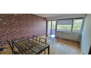 Location appartement 4 pièces 77 m² à Bourg-en-Bresse (01000)  820 €