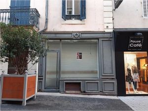 Location locaux professionnels 19 m² à Ales (30100)  374 €