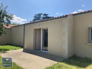 Appartement à louer 1 pièce 32.68 m² - Thénac (17) - 585€