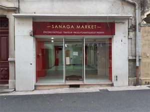 Location locaux professionnels 75 m² à Ales (30100)  520 €