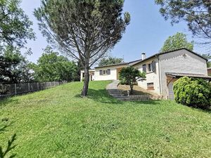 Location maison 5 pièces  122.00m²  Saint