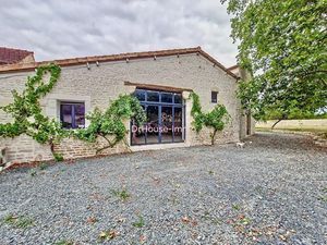 Vente maison 8 pièces 229.27 m² à Prahecq (79230)  426 400 €