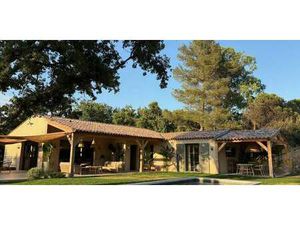 Villa avec piscine et jardin La Croix-Valmer (83)