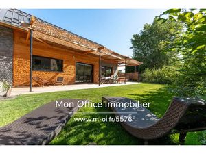 Vente chalet 7 pièces 175 m² à Crots (05200)  560 000 €