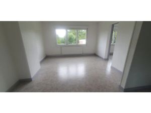 Location appartement 3 pièces 60 m² à Ferrière-la-Grande (59680)  608 €
