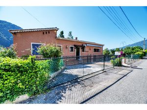 Appartement-villa 4P avec vaste terrasse et parking – Gilette (secteur Pont Charles Albert