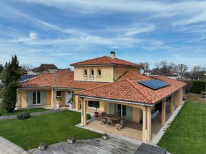 Maison de luxe à vendre à Crevant-Laveine