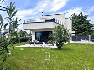 Maison à vendre 6 Pièces 121 m2 Drumettaz-Clarafond AIX-LES-BAINS - 699 000 €