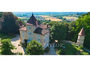 Propriété avec piscine Ambronay (01)