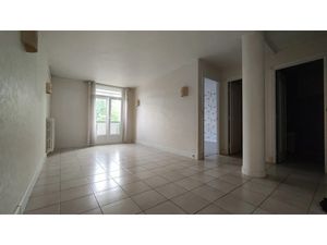 Vente appartement 3 pièces 52 m² à Beauvais (60000)  85 000 €