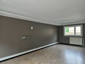 Cellule de bureau de 34 m² SH à Mézières