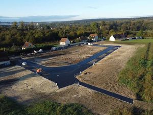 Vente terrain 406 m² à Moret-sur-Loing (77250)  115 900 €