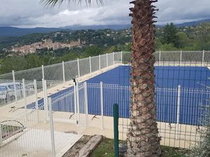 Location meublée appartement 2 pièces 55 m² à Montauroux (83440)  980 €