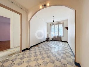 Vente maison 4 pièces 90.75 m² à Villiers-Saint-Georges (77560)  111 000 €