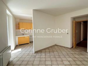 Vente appartement 4 pièces 82 m² Digne-les-Bains (04000)