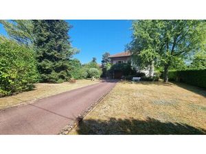 Maison de luxe à vendre dans le quartier Bord de Saône