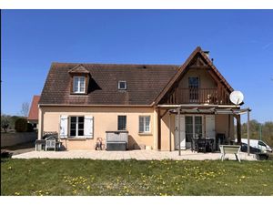 Maison Spacieuse 6 pièce(s) A MOINS DE 12 KM