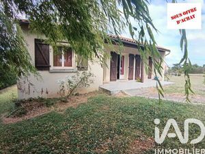 Vente maison 4 pièces 110 m² Saint-Léger-de-Montbrun (79100)
