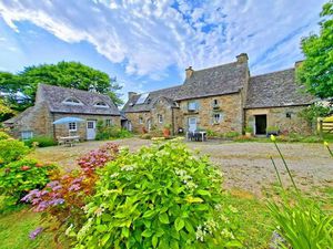 Manoir à vendre à Locquirec