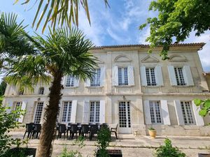 Maison de luxe à vendre à Saint-Ciers-d'Abzac