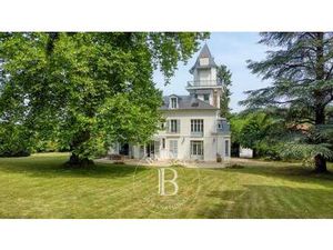 Maison à vendre 15 Pièces 500 m2 Fontainebleau Brie - 1 490 000 &#8364;