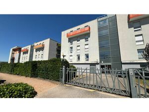 Vente appartement 2 pièces 41m2 L'Isle-d'Abeau 38080 - 126500 € - Surface Privée