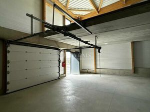 Local d'activité 188 m²