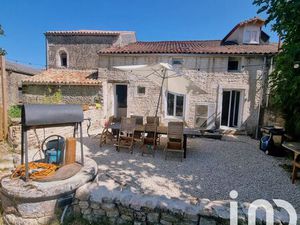 Annonce vente maison 7 pièces de 171m2 à Ardin (79160) - ParuVendu.fr ref 992781447308