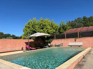 Vente maison 5 pièces 123 m² à Gargas (84400)  341 000 €