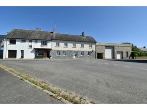 Maison à vendre SAINT MARS D'EGRENNE 12 pièce(s) 350m2 173 600€